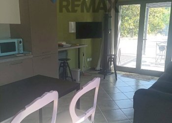 Sala da pranzo - Semi-detached house via Sciarelle
 
2, Piedimonte Etneo - photo 6