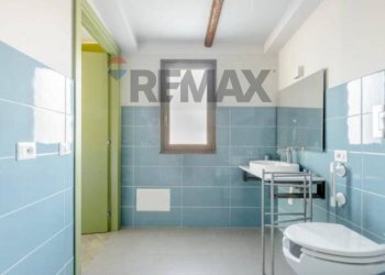 Bagno - Semi-detached house via Sciarelle
 
2, Piedimonte Etneo - photo 9