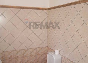 Bagno - Quadrilocale Via Bruno Buozzi
 
80, Misterbianco - foto 24