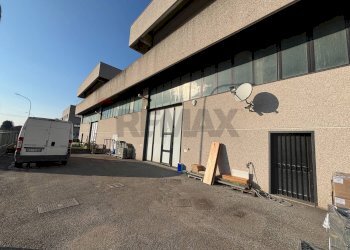 Edificio all\'aperto - Capannone via Napoli
8, Bussero - foto 3