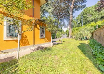 Giardino - Villa Via Dei Laghi
 
83, Marino - photo 4