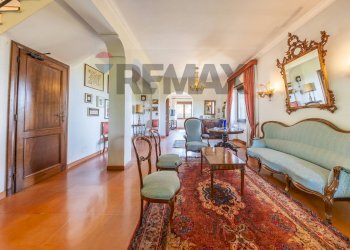 Soggiorno - Villa Via Dei Laghi
 
83, Marino - photo 8
