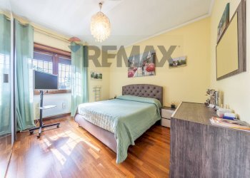Camera / camera da letto - Villa Via Dei Laghi
 
83, Marino - photo 21
