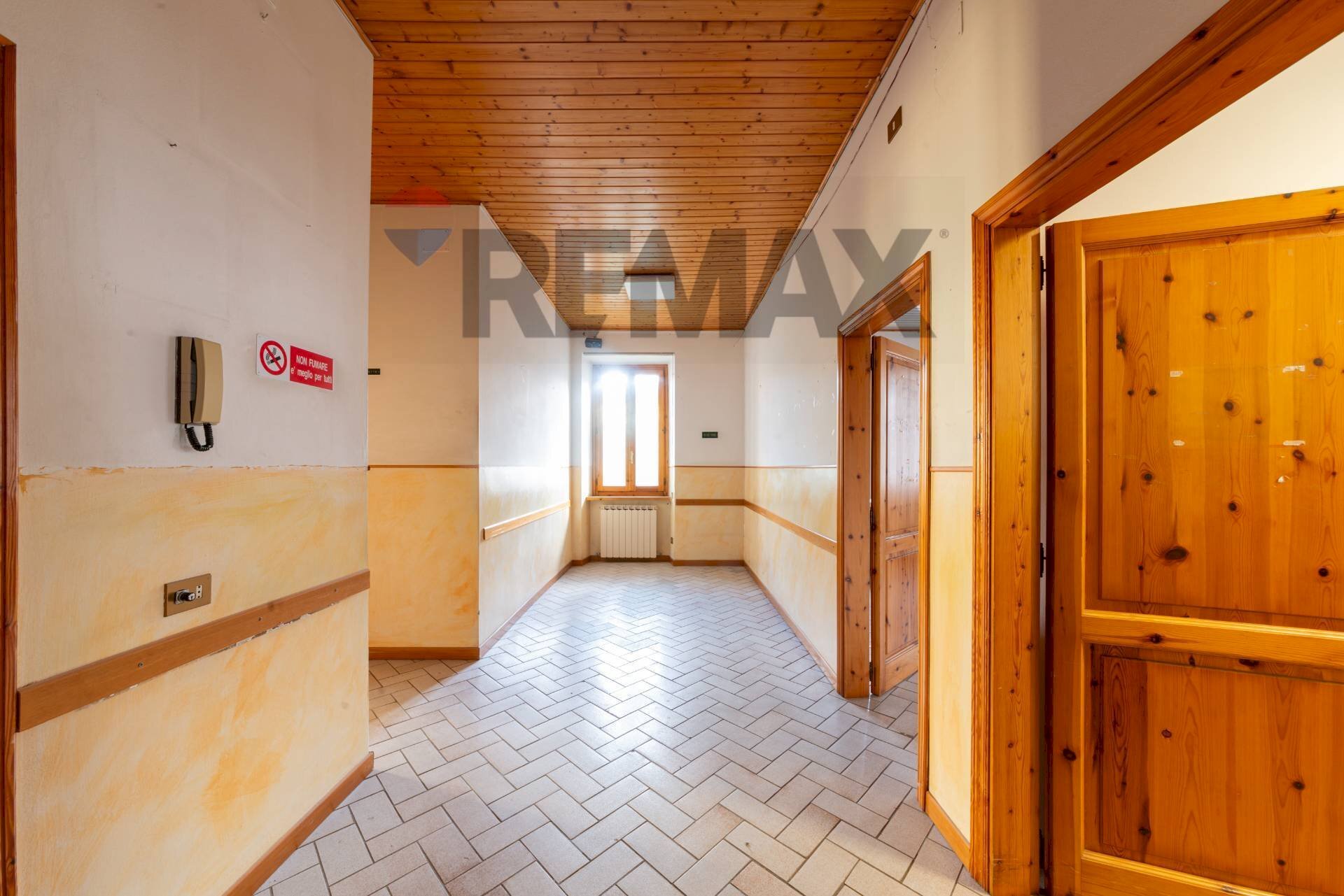 Hall / corridoio - Ufficio Bucine - foto 1