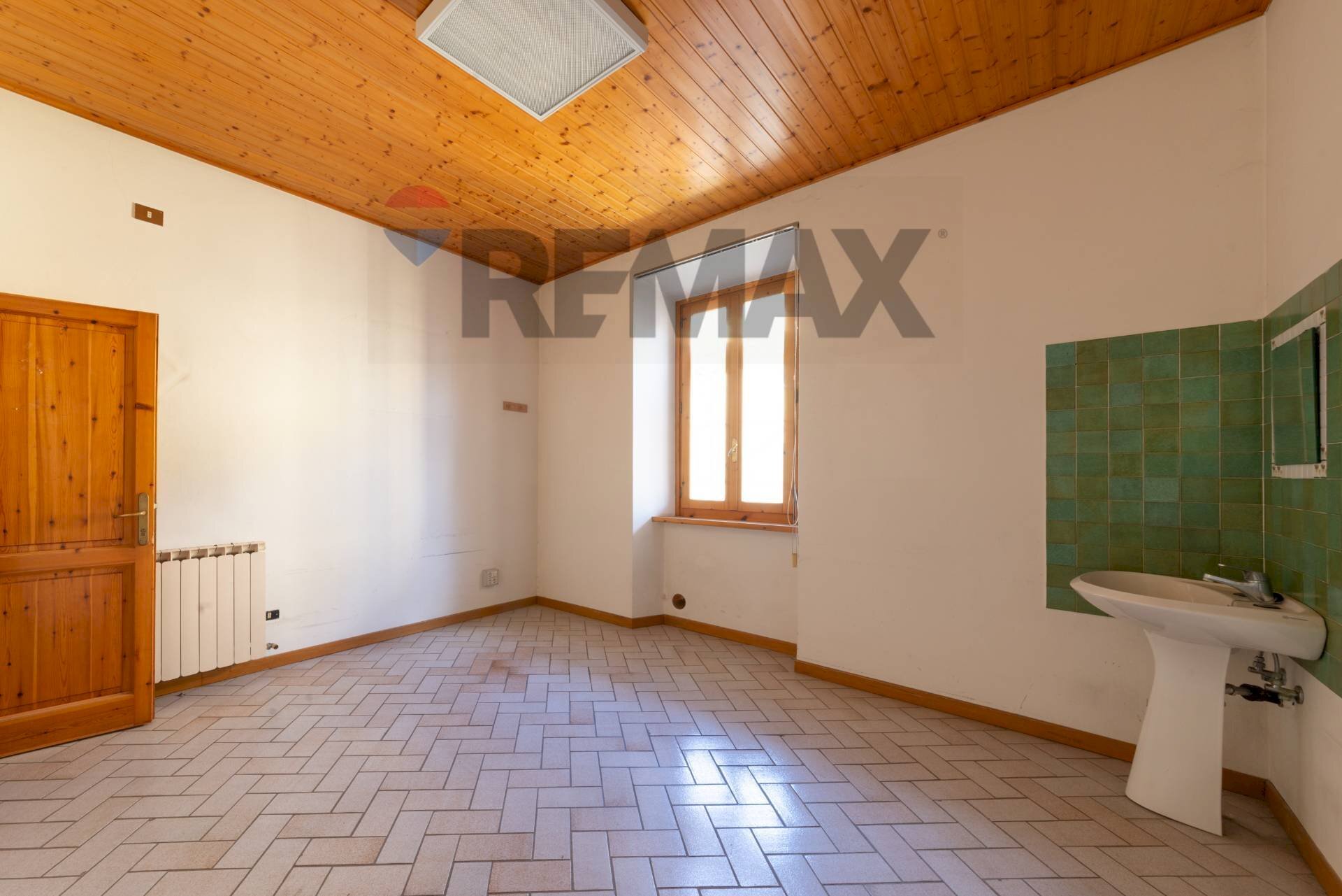 Stanza vuota - Ufficio Bucine - foto 2