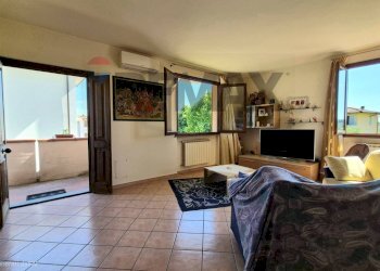 Soggiorno - Villa a Schiera VIA CERRETANA
32, Cerreto Guidi - foto 1