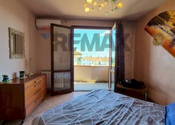 Camera / camera da letto - Villa a Schiera VIA CERRETANA
32, Cerreto Guidi - foto 16