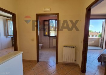 Hall / corridoio - Villa a Schiera VIA CERRETANA
32, Cerreto Guidi - foto 23