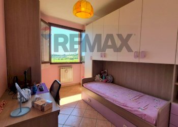 Camera / camera da letto - Villa a Schiera VIA CERRETANA
32, Cerreto Guidi - foto 27