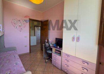 Camera / camera da letto - Villa a Schiera VIA CERRETANA
32, Cerreto Guidi - foto 30