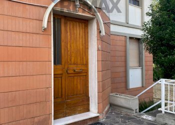 Casa all\'aperto - Quadrilocale VIA DI BONISTALLO
 
26, Empoli - foto 9