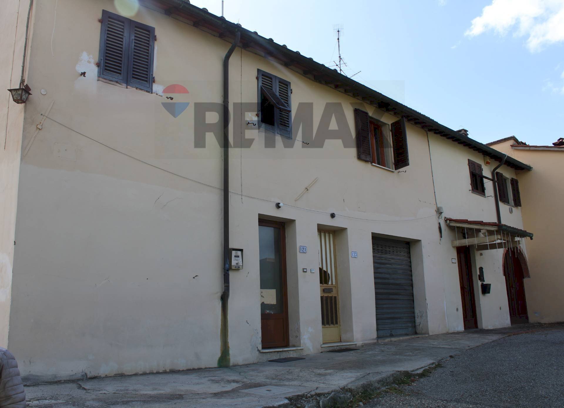 esterno - Casa semi indipendente Via Sanminiatese
 
121, Castelfiorentino - foto 1