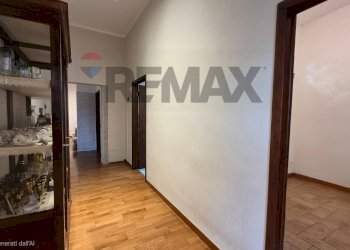 Corridoio disimpegno - Apartment via Nazario Sauro
31, Fucecchio - photo 33