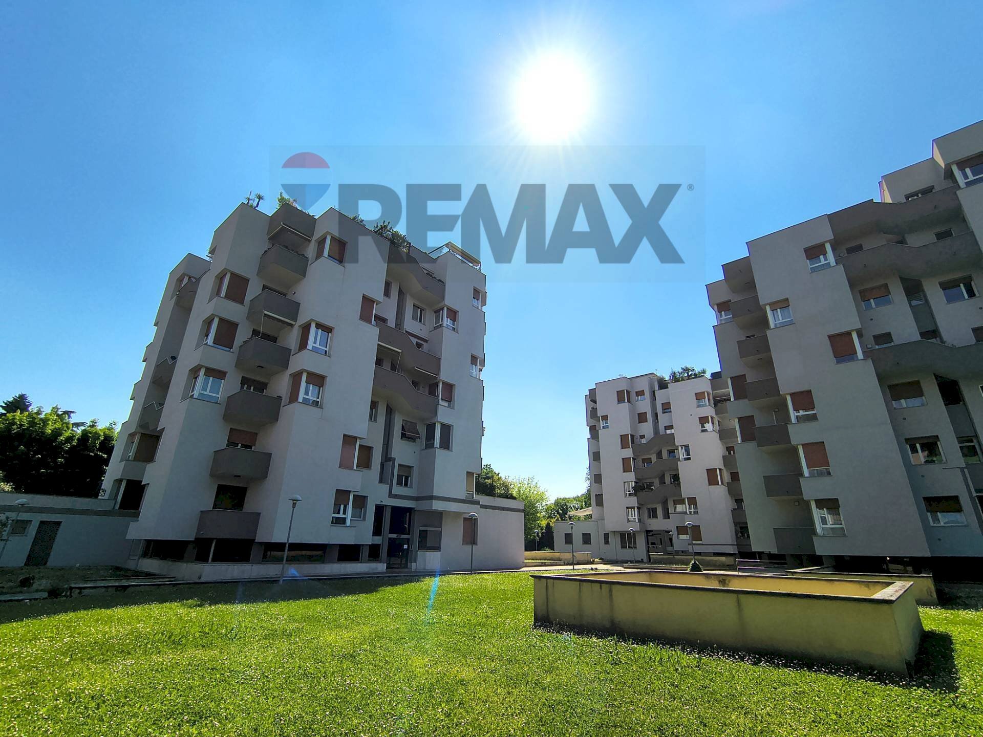 Edificio all\'aperto - Three-room apartment via valosa di sopra
23, Monza - photo 2