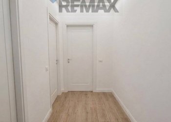 Hall / corridoio - Trilocale via valosa di sopra
 
23, Monza - foto 10