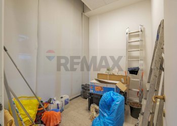 Camera / camera da letto - Shop Prato - photo 29