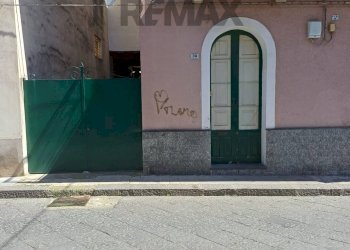 Edificio all\'aperto - Casa indipendente cesare battisti
 
39, Fiumefreddo di Sicilia - foto 6