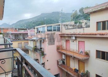 Balcone - Appartamento Via Lombardo
 
10, Letojanni - foto 14