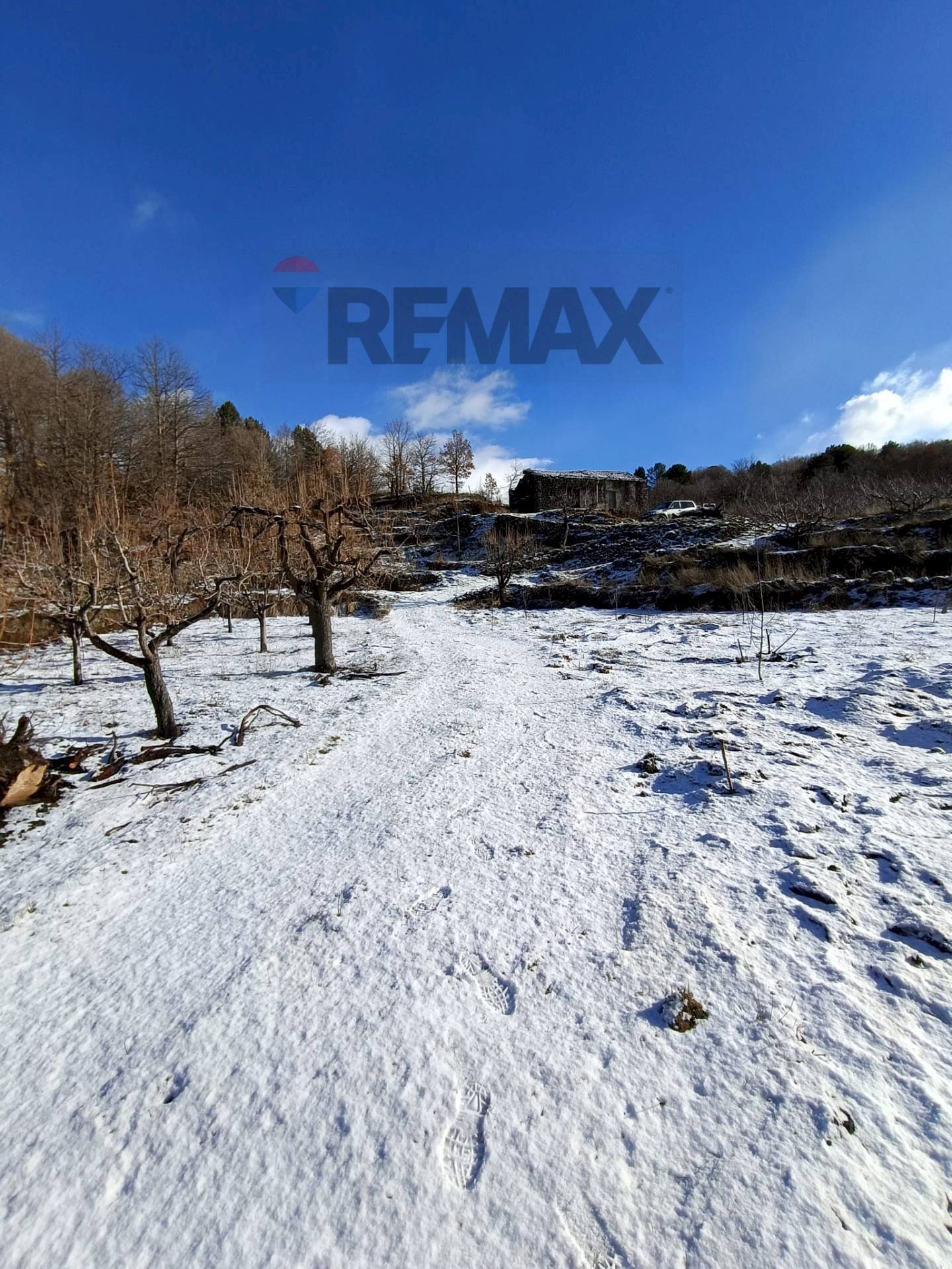 Vista dell\'acqua - Terreno agricolo Contrada Mirio
 
sn, Biancavilla - foto 1