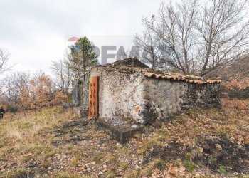 Casa all\'aperto - Terreno agricolo Contrada Mirio
sn, Biancavilla - foto 31