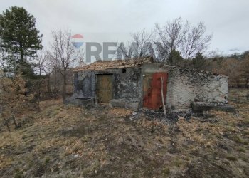 Casa all\'aperto - Terreno agricolo Contrada Mirio
sn, Biancavilla - foto 43