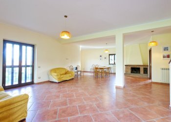 Soggiorno - Villa via Cava
 
39, Viagrande - foto 5