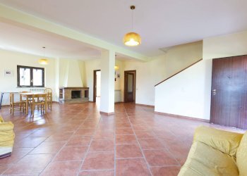 Sala da pranzo - Villa via Cava
 
39, Viagrande - foto 6