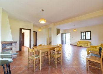 Sala da pranzo - Villa via Cava
 
39, Viagrande - foto 7