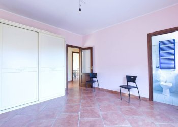 Stanza vuota - Villa via Cava
 
39, Viagrande - foto 17