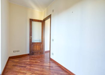 Stanza vuota - Villa via Cava
 
39, Viagrande - foto 23