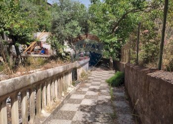 Giardino - Rustic contrada luppinaria
 
sn, Castelmola - photo 37