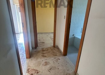 Hall / corridoio - Appartamento Madonna Di Fatima
 
33, Caltanissetta - foto 15