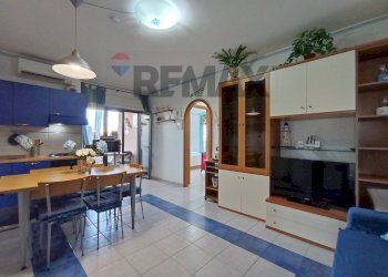 Sala da pranzo - Trilocale via immacolata
 
126, Mascali - foto 32