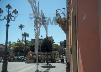 Edificio all\'aperto - Ufficio Piazza della libertà
6, Gravina di Catania - foto 13