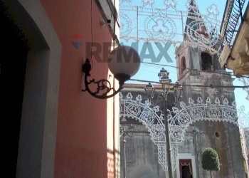 Edificio all\'aperto - Ufficio Piazza della libertà
6, Gravina di Catania - foto 14