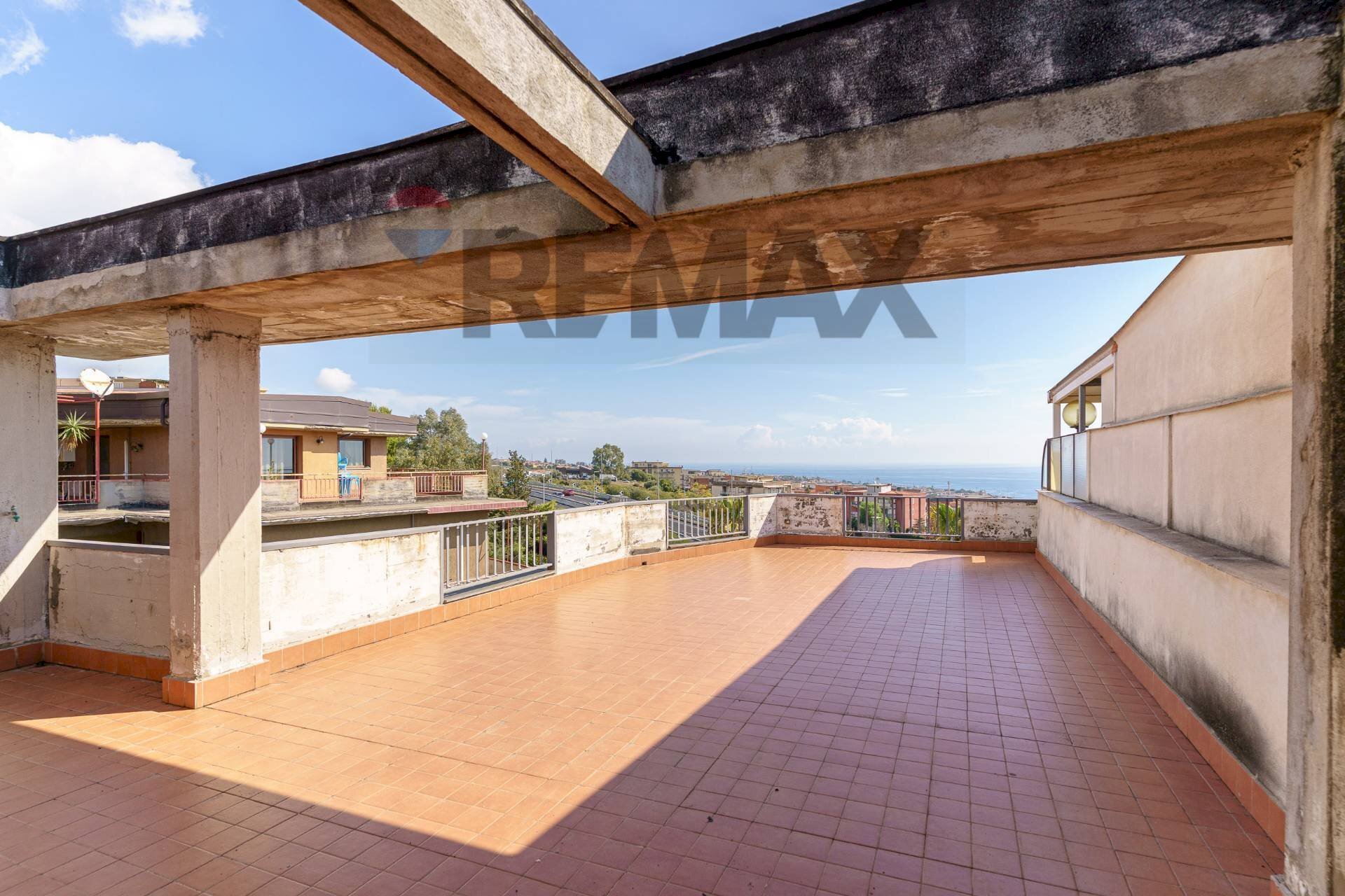 Terrazza - Three-room apartment via Matteo Ricci
 
19/A, Catania - photo 1
