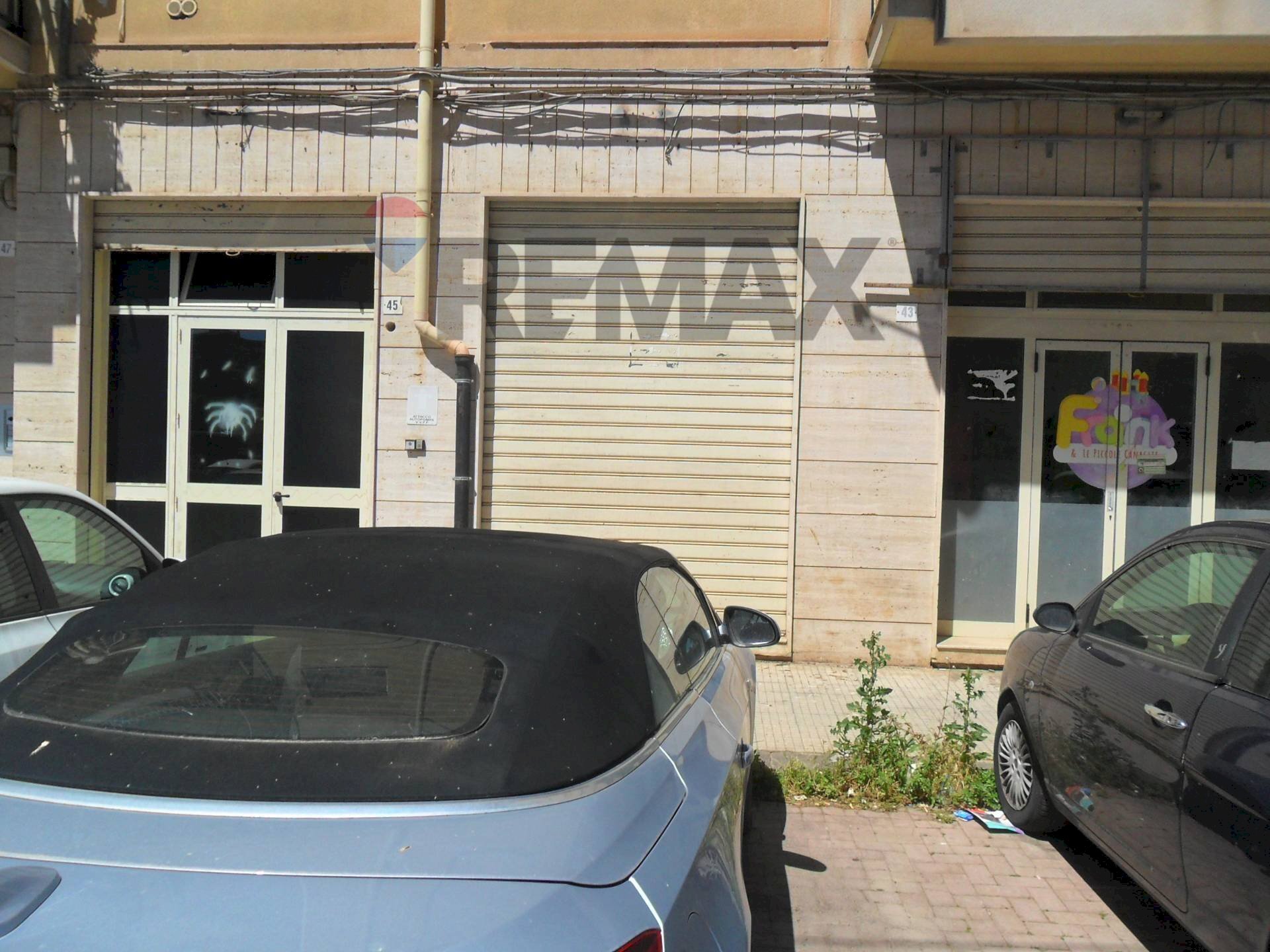 Edificio all\'aperto - Commercial Premises Via A. De Gasperi
39/43, Caltanissetta - photo 2