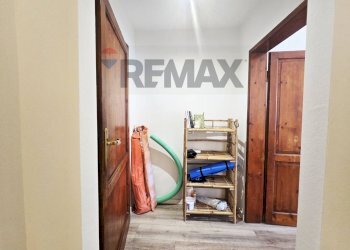Hall / corridoio - Trilocale Piombino - foto 17
