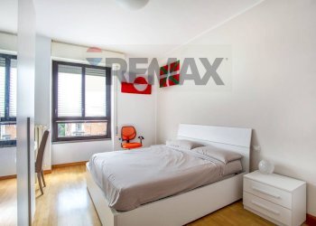 Camera / camera da letto - Trilocale via chiarelli
8, Milano - foto 13