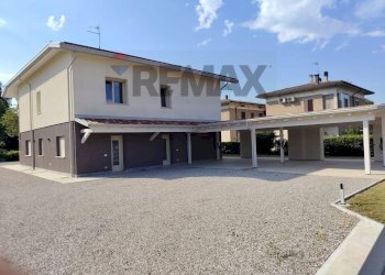 Casa all\'aperto - Trilocale BEATO ANGELO MACRINI
 
68, Ceresara - foto 28