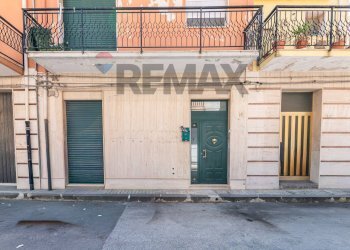 Edificio all\'aperto - Independent house Via S. Rizza
 
99, Floridia - photo 1