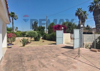 Terrazza - Villa Via Lago Ampollino
 
13, Siracusa - foto 3