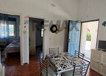 Sala da pranzo - Villa Via Lago Ampollino
 
13, Siracusa - foto 6
