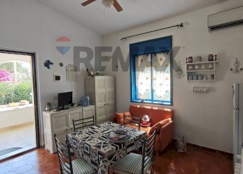 Sala da pranzo - Villa Via Lago Ampollino
 
13, Siracusa - foto 7
