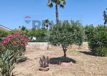 Giardino - Villa Via Lago Ampollino
 
13, Siracusa - foto 22