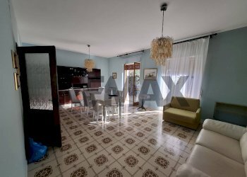 Sala da pranzo - Appartamento Viale Teracati
 
87, Siracusa - foto 23