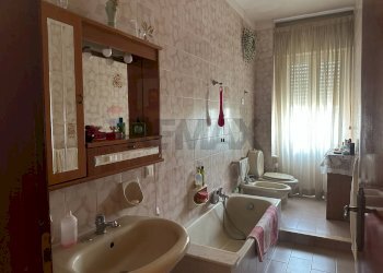 Bagno - Quadrilocale Viale dei comuni
 
131, Siracusa - foto 7