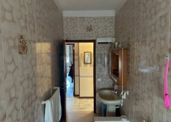 Bagno - Quadrilocale Viale dei comuni
 
131, Siracusa - foto 8