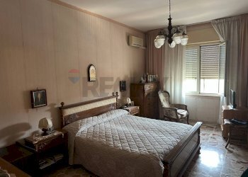Camera / camera da letto - Quadrilocale Viale dei comuni
 
131, Siracusa - foto 9