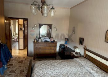 Camera / camera da letto - Quadrilocale Viale dei comuni
 
131, Siracusa - foto 10